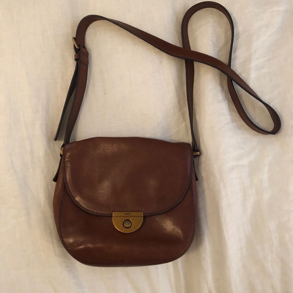 Fossil brown leather crossbody bag